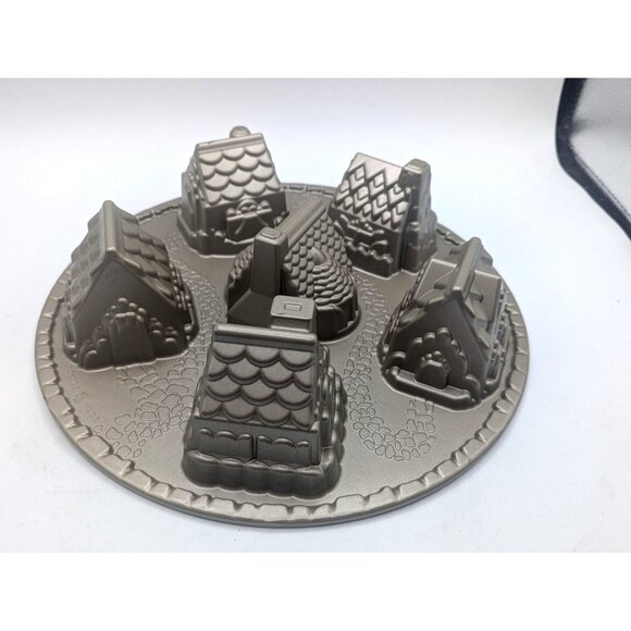 Nordic Ware Cozy Village Cakelet Pan 3D Cast Aluminum Nonstick Baking Mold - Picture 4 of 6